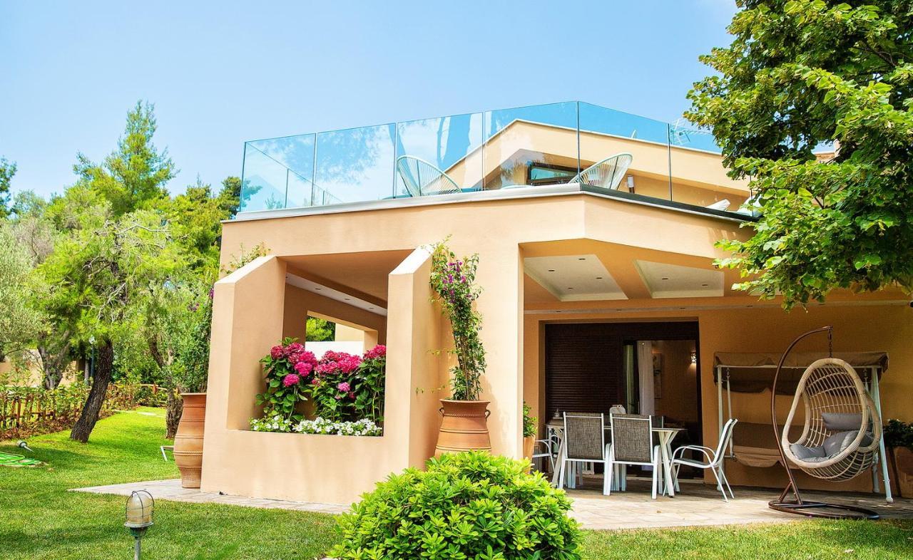 Anemone Villa With Outdoor Hot Tub, Sani Luxury Villas Collection Εξωτερικό φωτογραφία